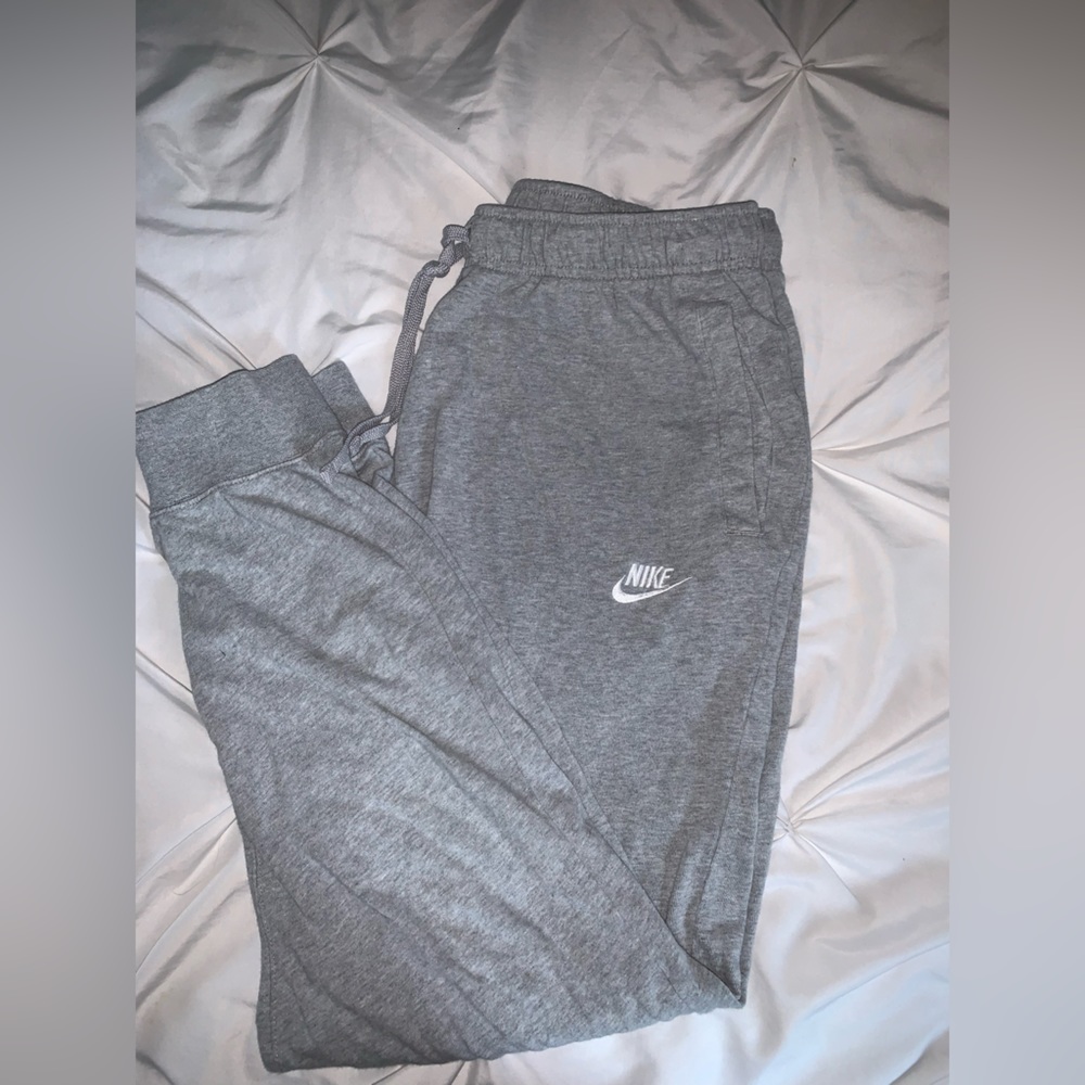 Nike Men’s cotton joggers